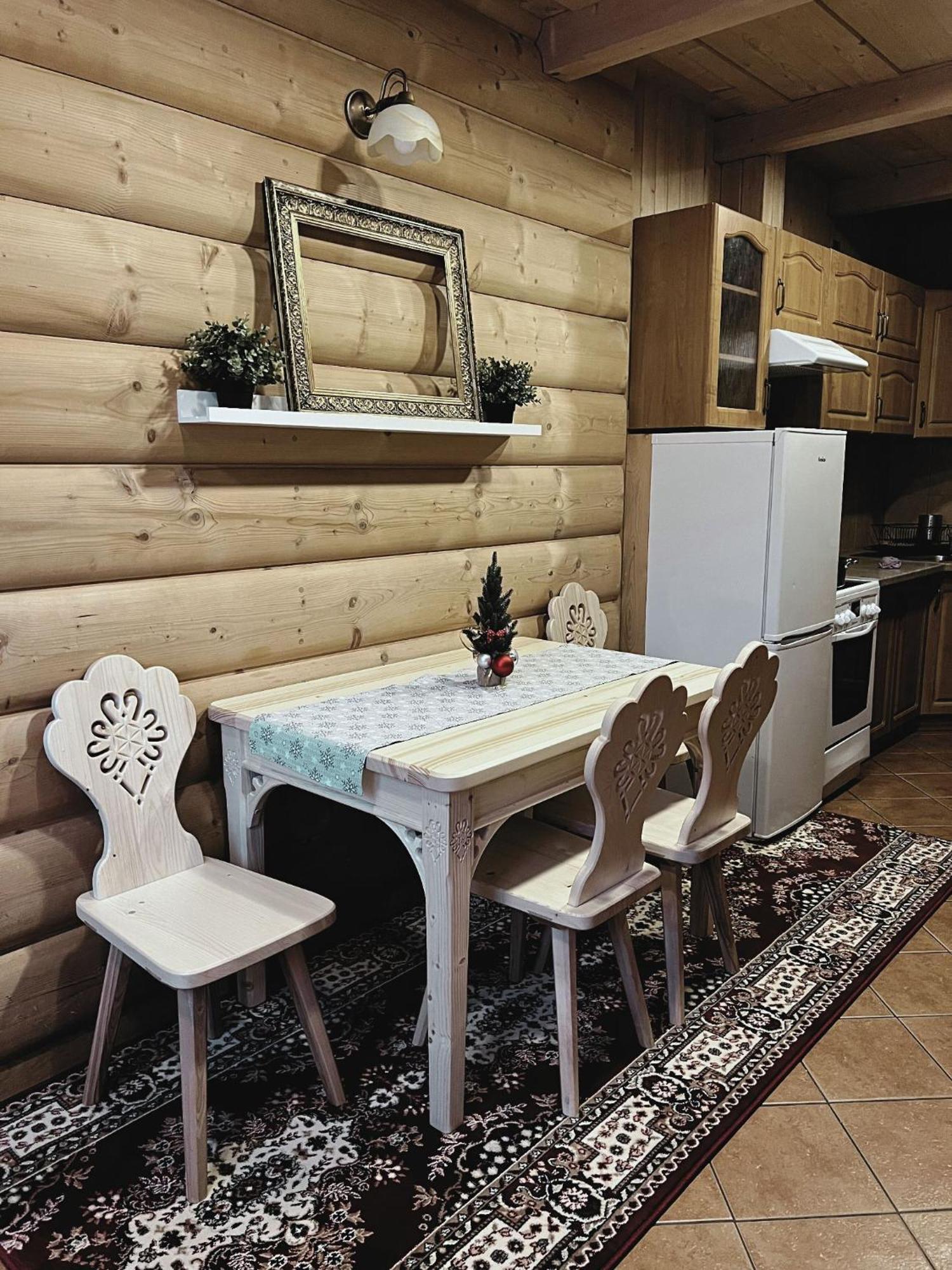 Apartamenty Goralski Dach Nad Glowa Poronin Bagian luar foto